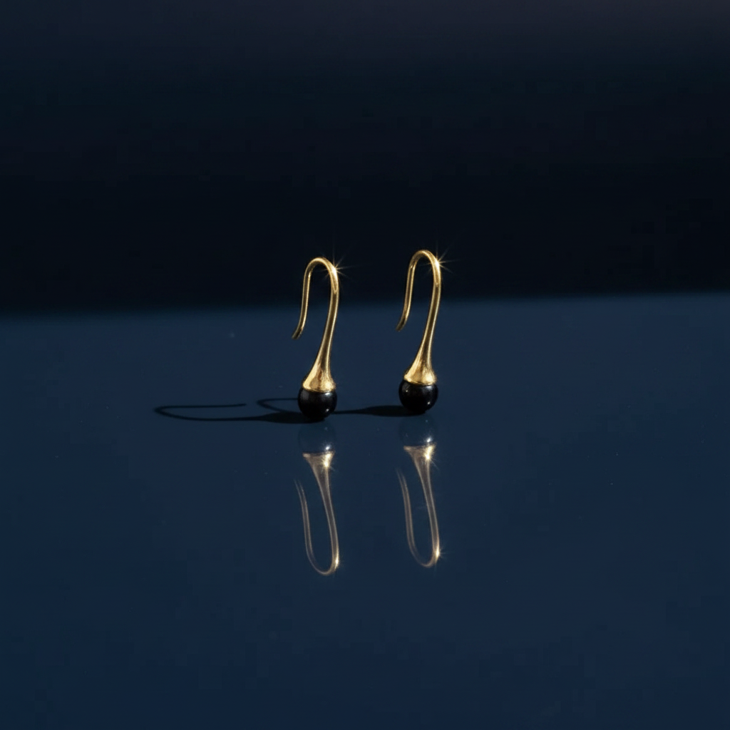 Black Pearl Teardrop Hook Earrings | 18K Gold Plated 925 Sterling Silver